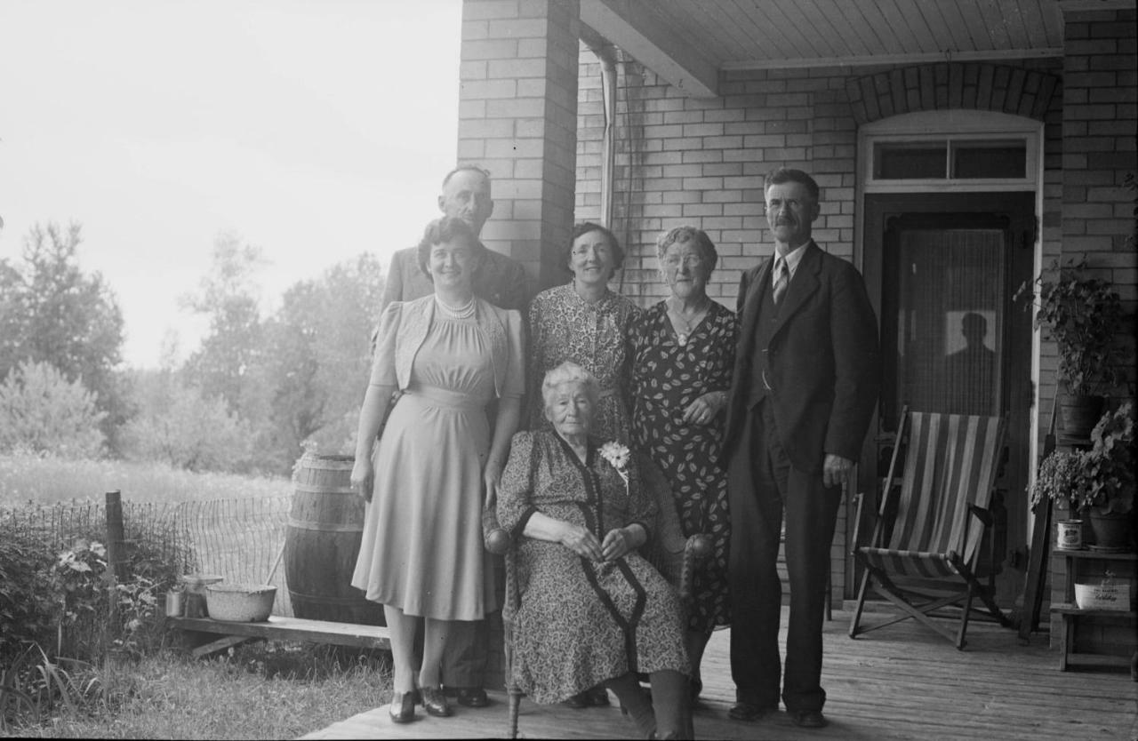 Auberge Taylor Manor Saint-Georges Buitenkant foto